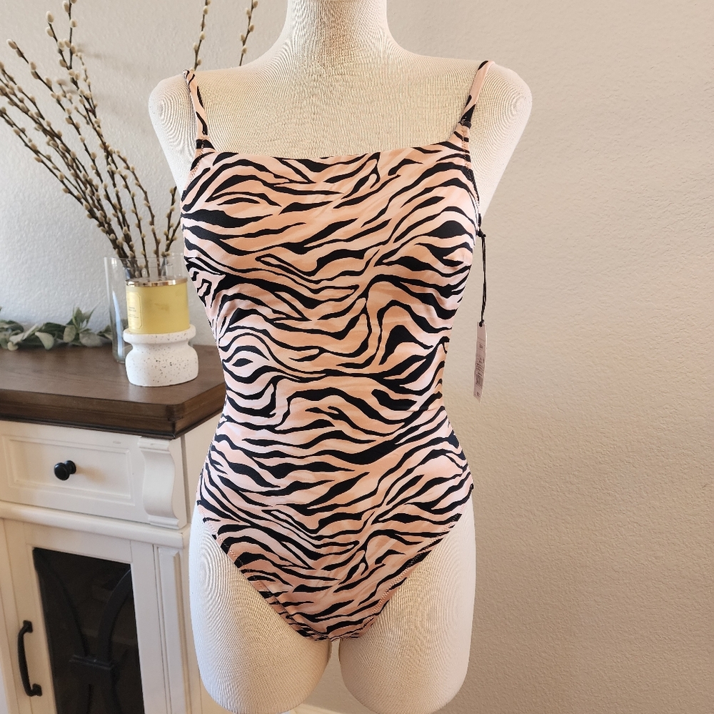Shade & Shore Chic Bold Zebra Print Black & Pink Lace Back Swimsuit Size S NWT